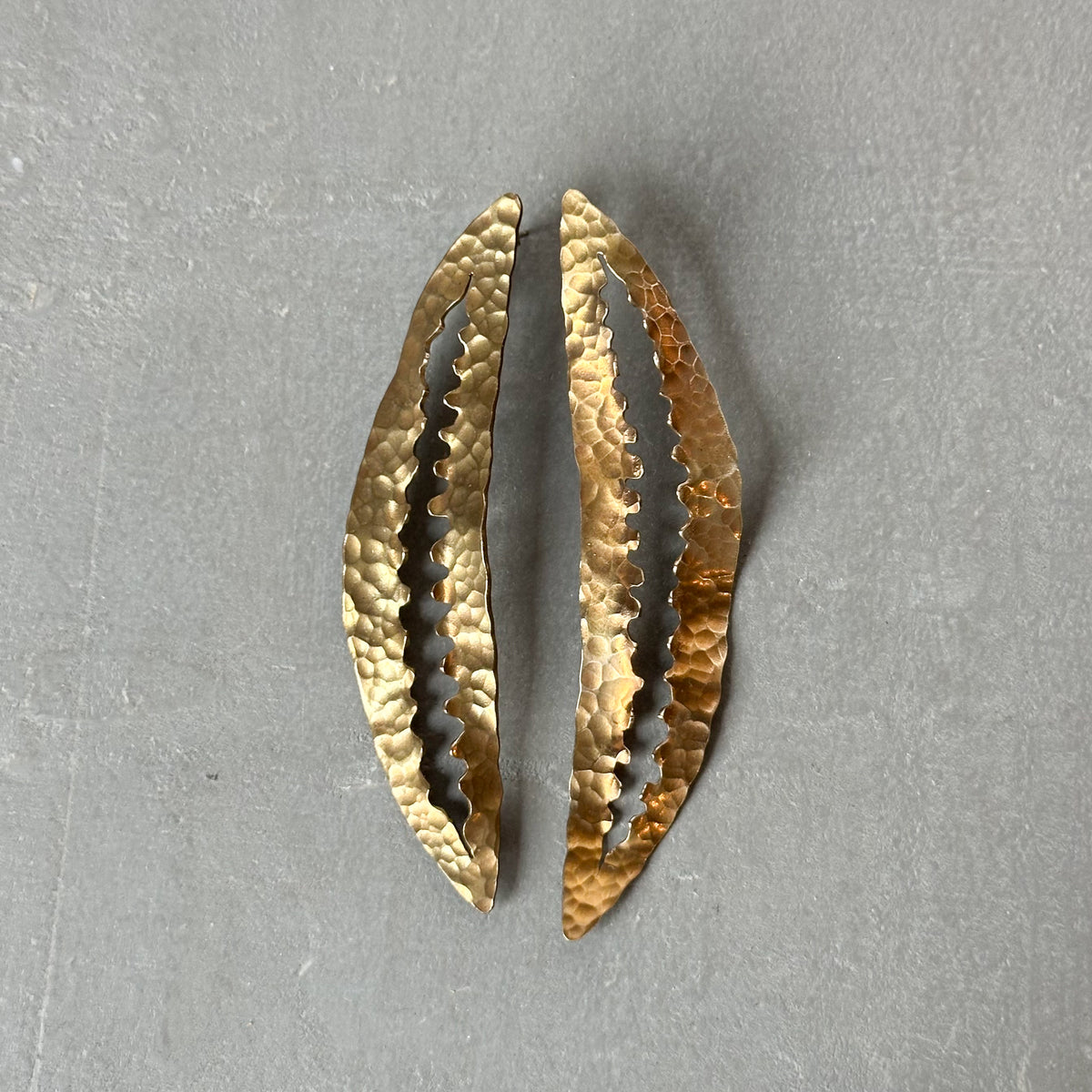 Week 33 — Jagged slits