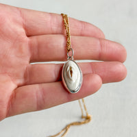 Vulva Pendant