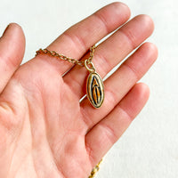 Vulva Pendant