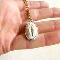 Vulva Pendant
