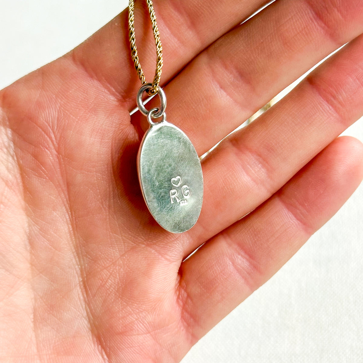 Vulva Pendant