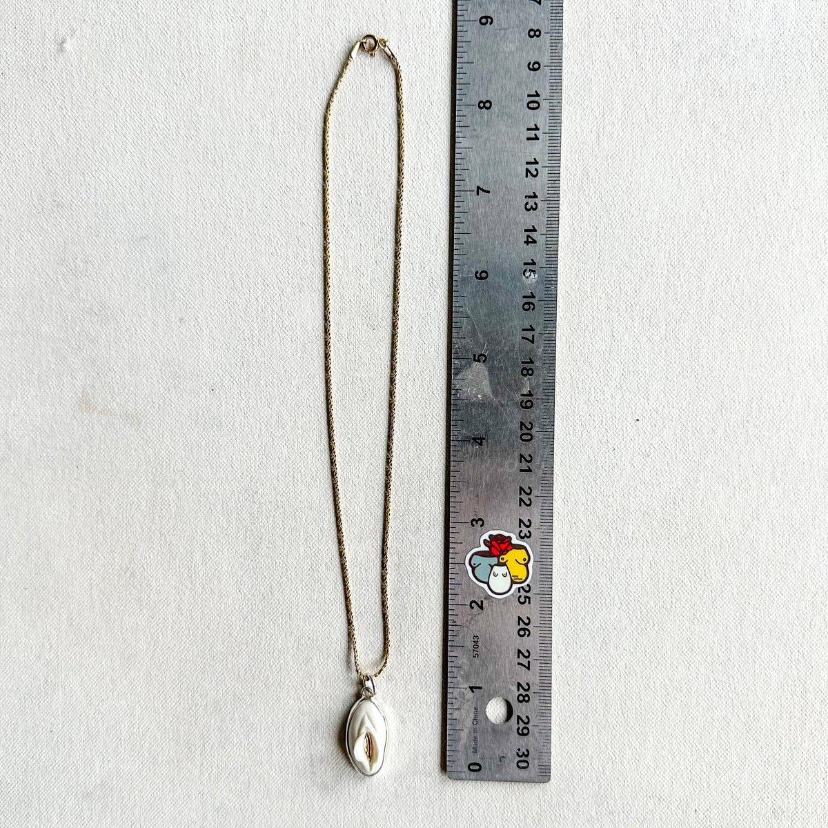Vulva Pendant
