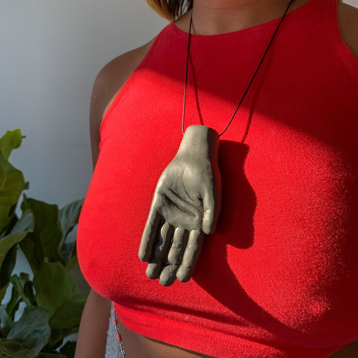 Dandy Hand Necklace
