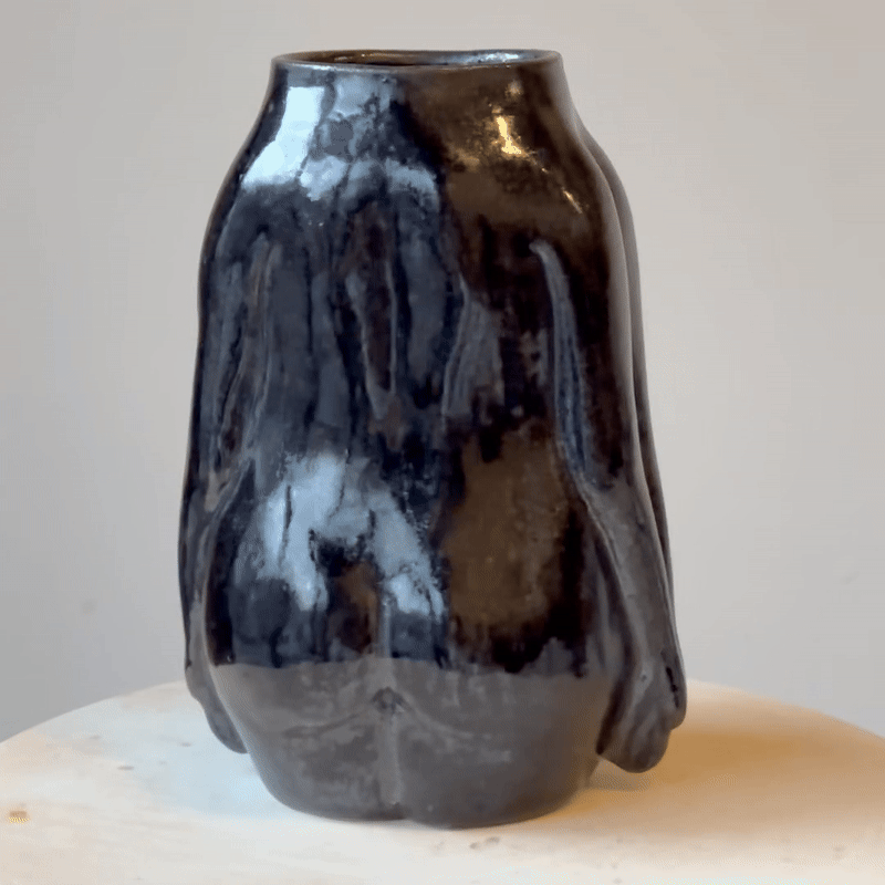 Huggers Vase