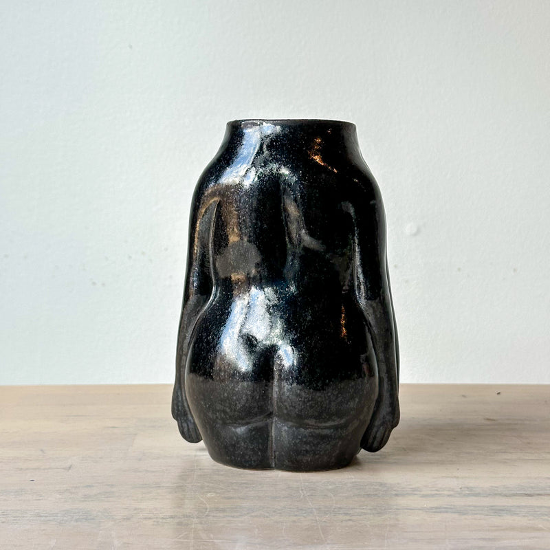 Huggers Vase