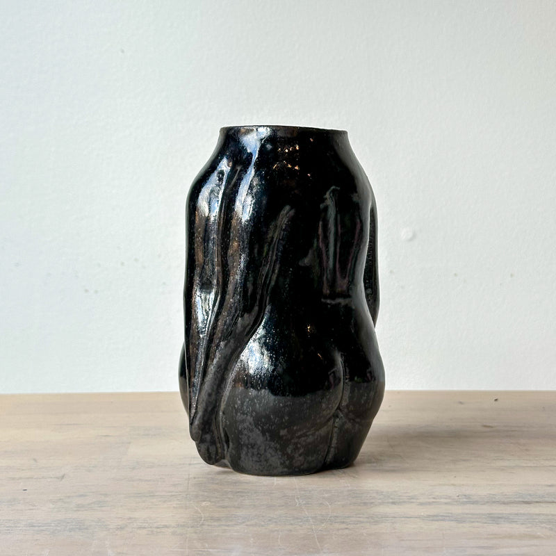 Huggers Vase