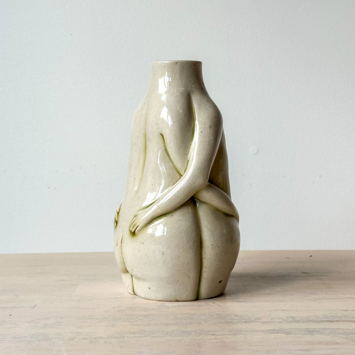 Huggers Vase