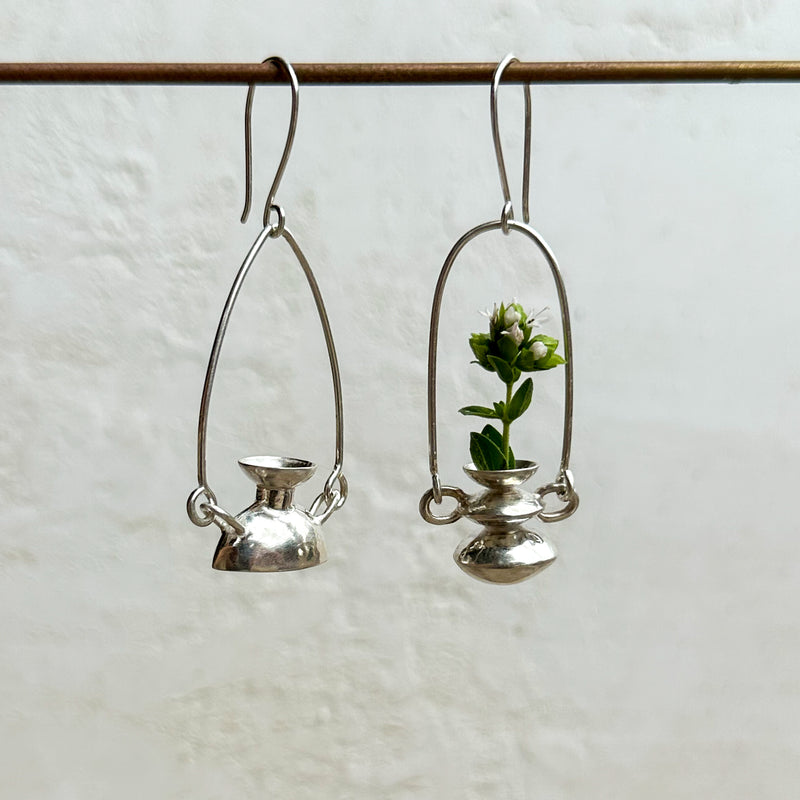 Bitty Pot Earrings