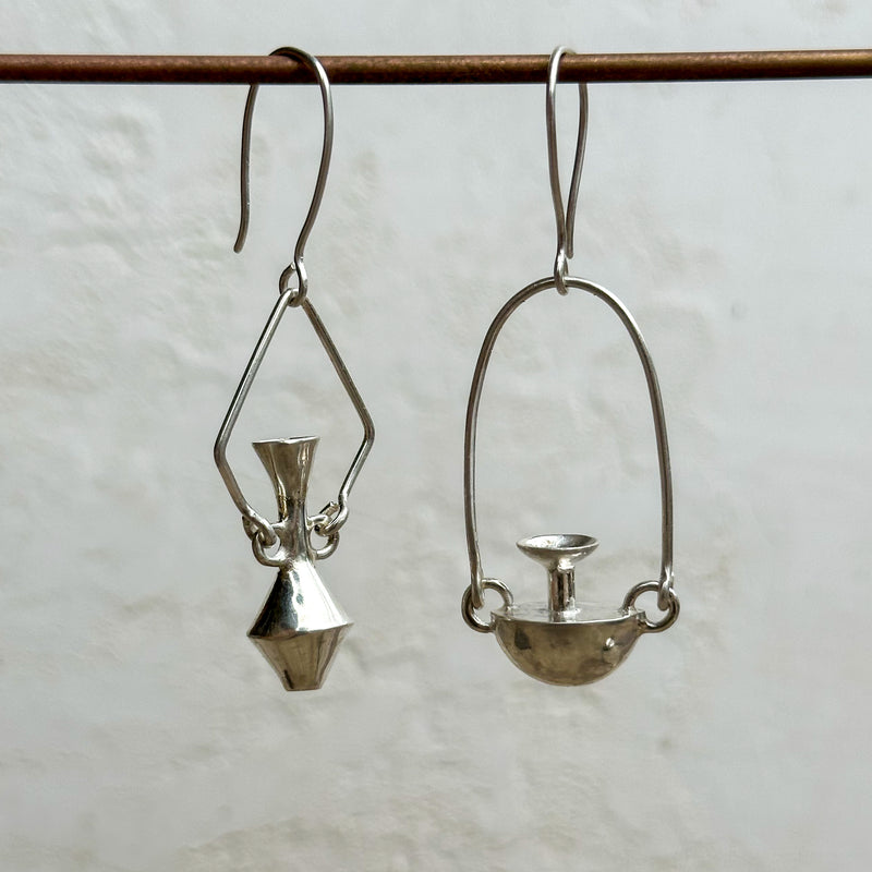 Bitty Pot Earrings