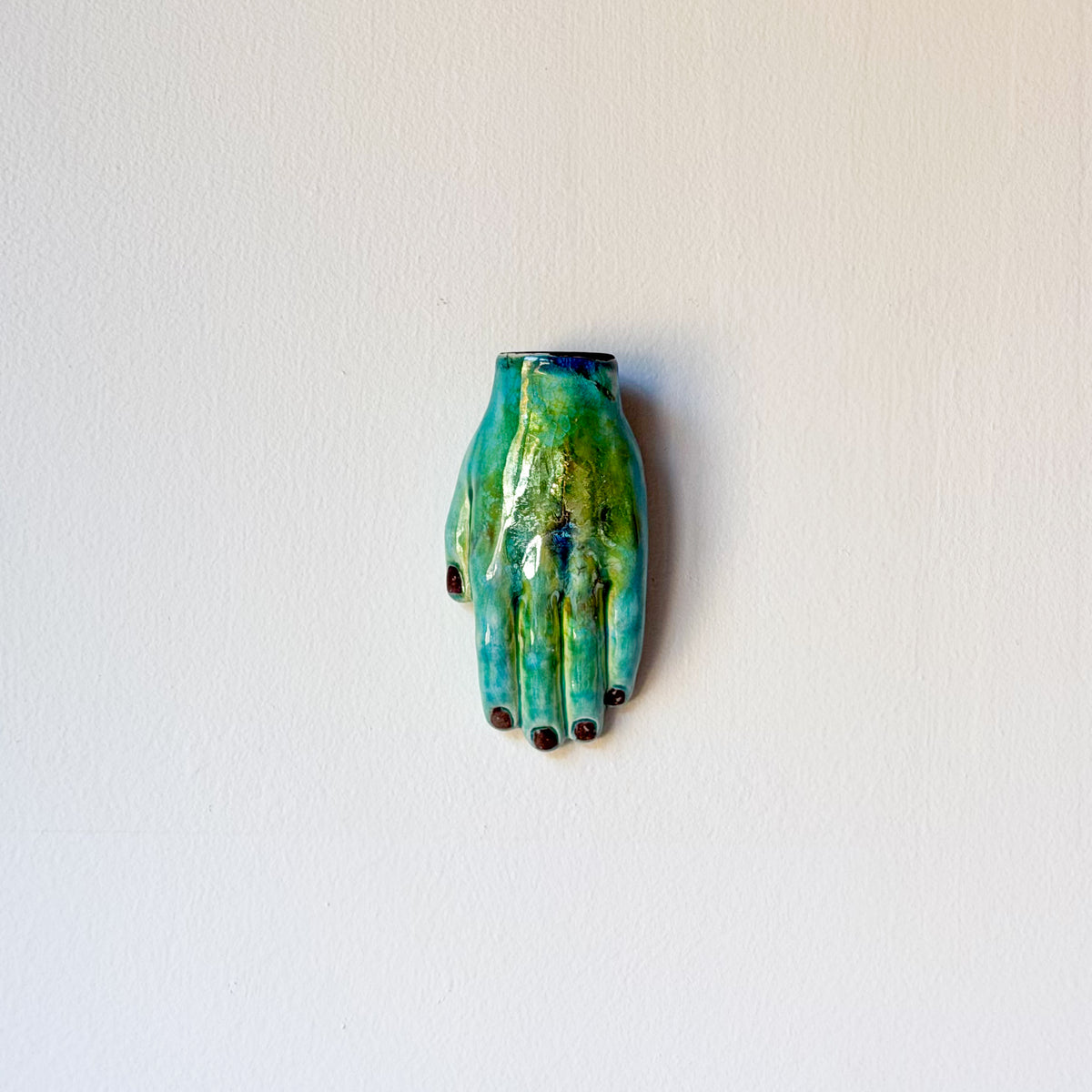 Raku Dandy Hand