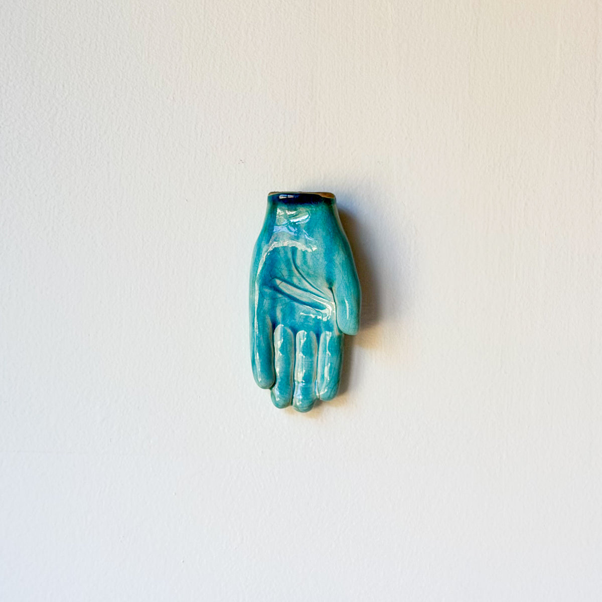 Raku Dandy Hand