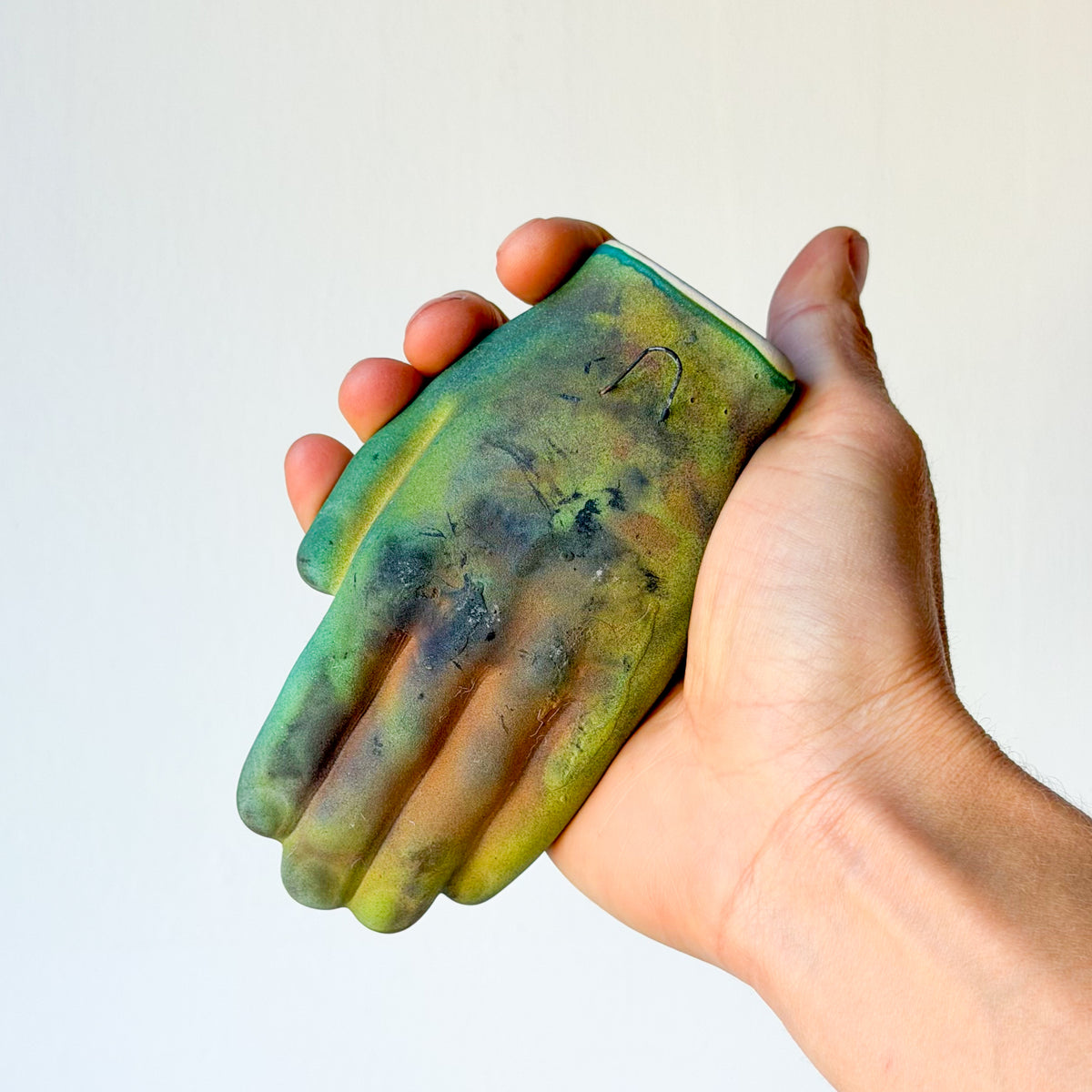 Raku Dandy Hand
