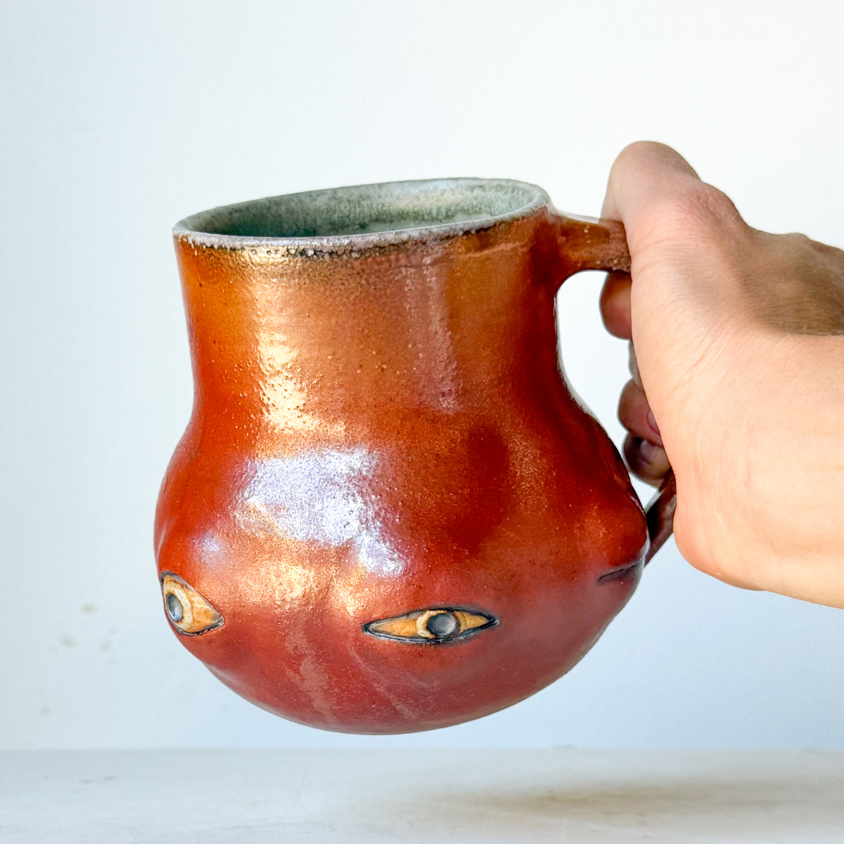 Blinking Eye Mug
