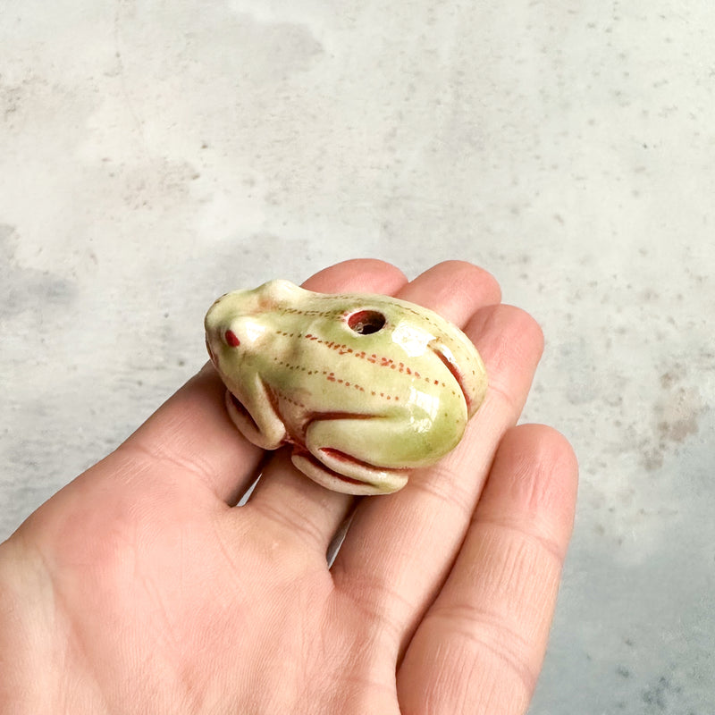 Tiny Toad Candle Set