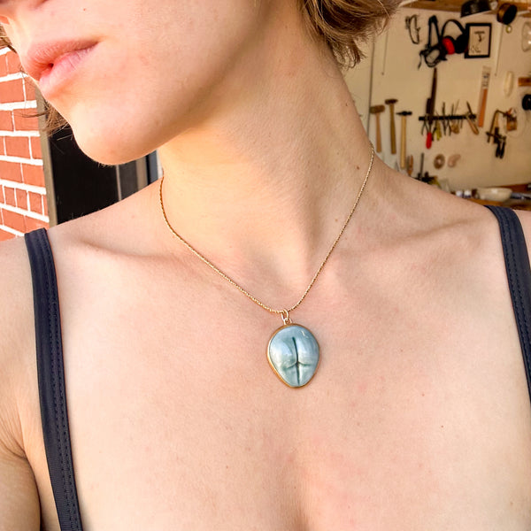 Butt Pendant
