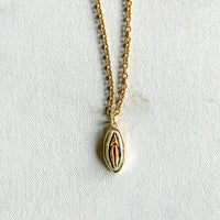 Vulva Pendant